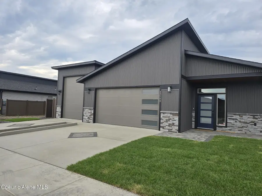 13940 N Rainier LOOP, Rathdrum, ID 83858 - #2