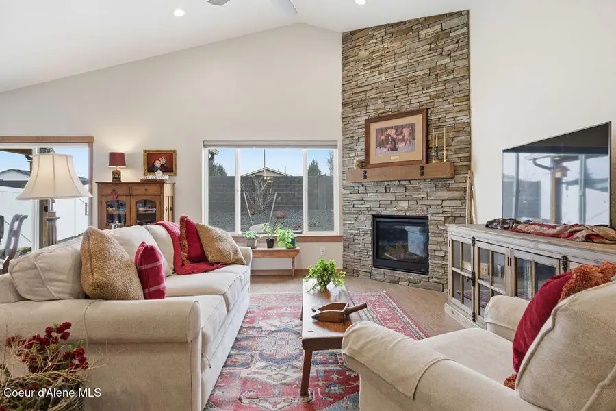 13484 N International ST, Rathdrum, ID 83858 - #3