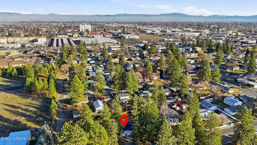 7016 N Whitehouse St, Spokane, WA 99208 - #2
