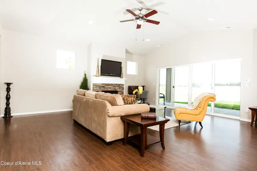 1106 E WALTON CT, Post Falls, ID 83854 - #3