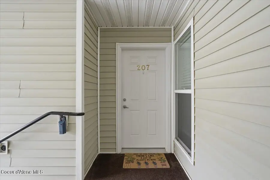 304 N Greensferry RD #A207, Post Falls, ID 83854 - #3