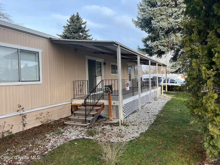 8459 N Sunny LN #153, Hayden, ID 83835 - #3