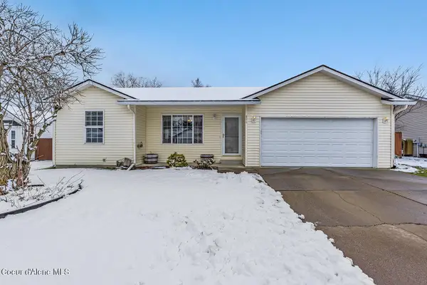 896 W Mustang AVE, Hayden, ID 83835