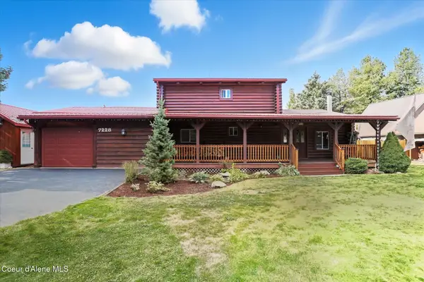 7228 W Senequoteen Trl, Spirit Lake, ID 83869