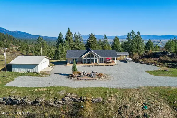 10824 N Payment Peak Rd, Hauser, ID 83854
