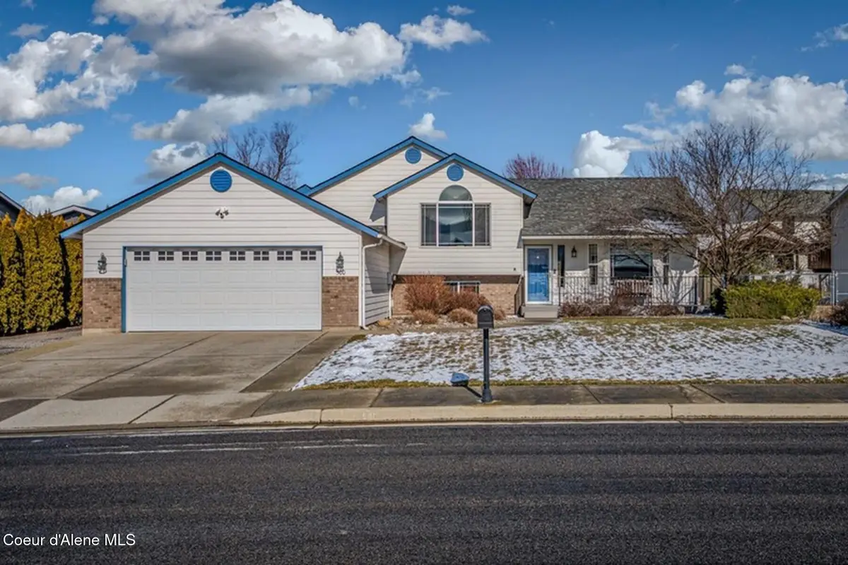 500 W 22nd Ave, Post Falls, ID 83854 - #1