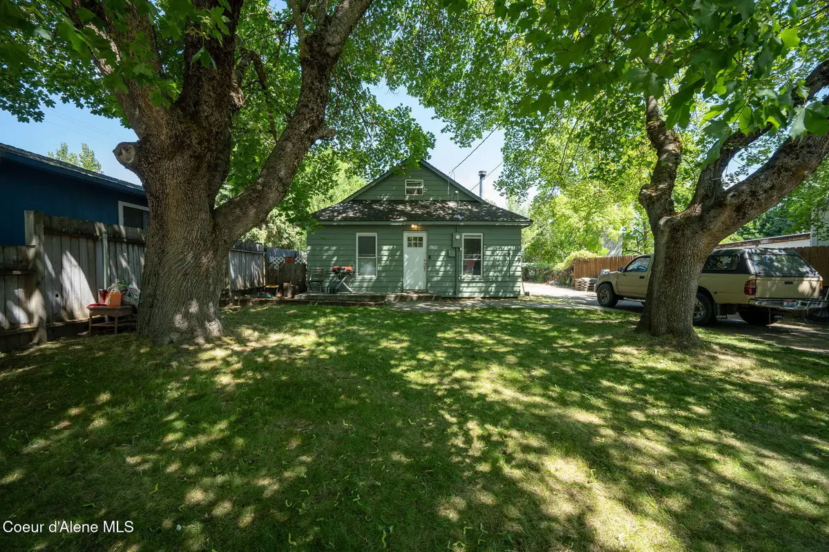 1901 E Pennsylvania AVE, Coeur Dalene, ID 83814 - #1