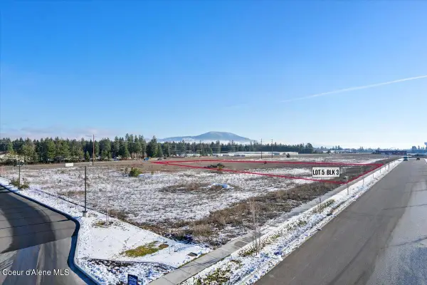 614 W Fryeburg AVE, Hayden, ID 83835