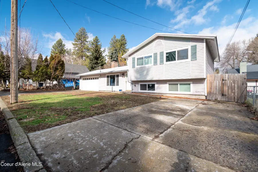 1011 E Gilbert Ave, Coeur Dalene, ID 83815 - #2