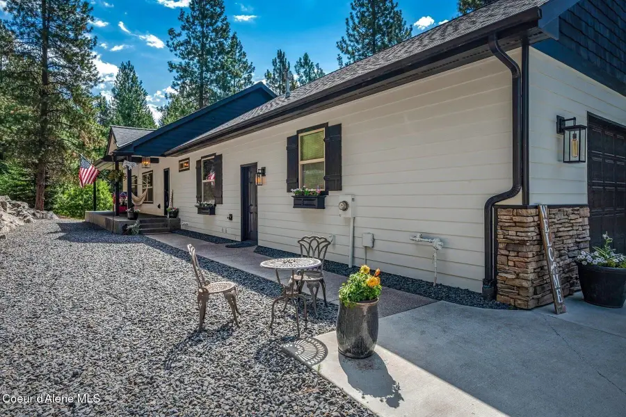 14558 N Saddle Ridge Rd, Rathdrum, ID 83858 - #2