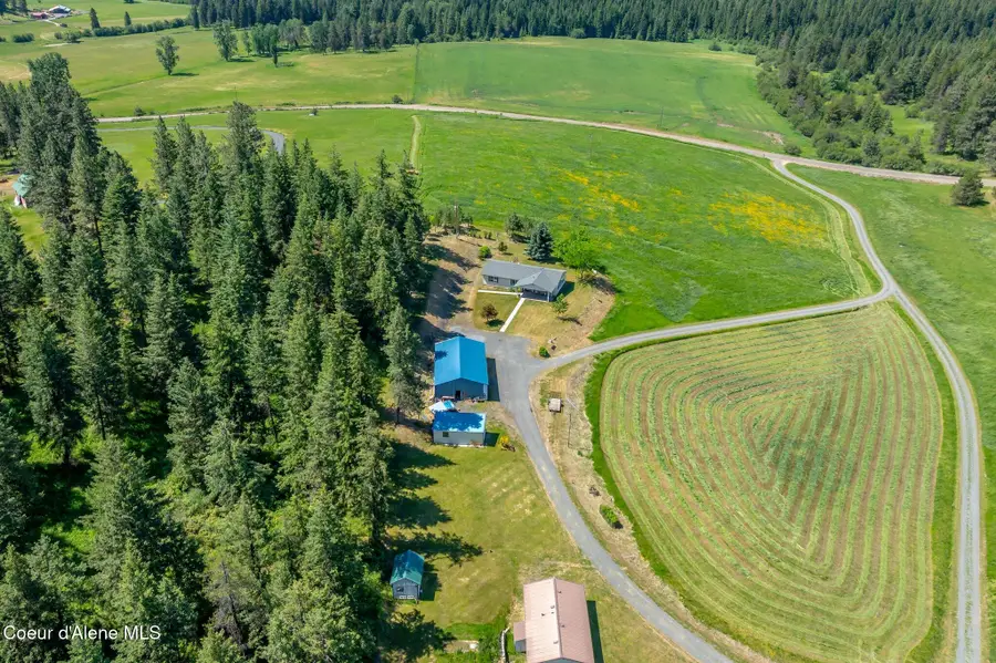 10207 Sanders Rd, Tensed, ID 83870 - Image #2