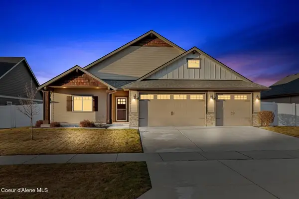 1285 W Noah Ave, Hayden, ID 83835