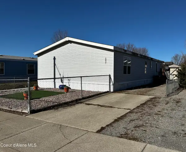 2037 W Yorkshire AVE, Coeur d'Alene, ID 83815