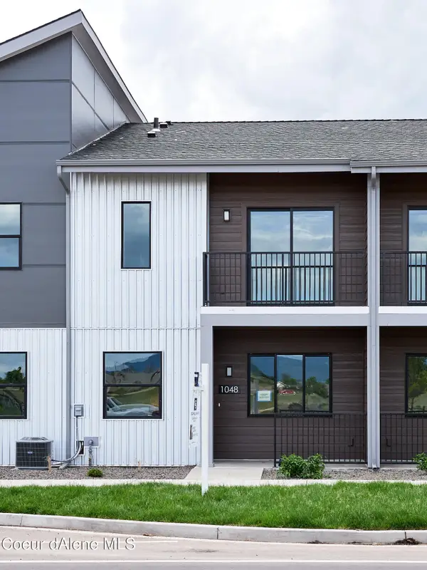 1048 E 4TH AVE, Post Falls, ID 83854