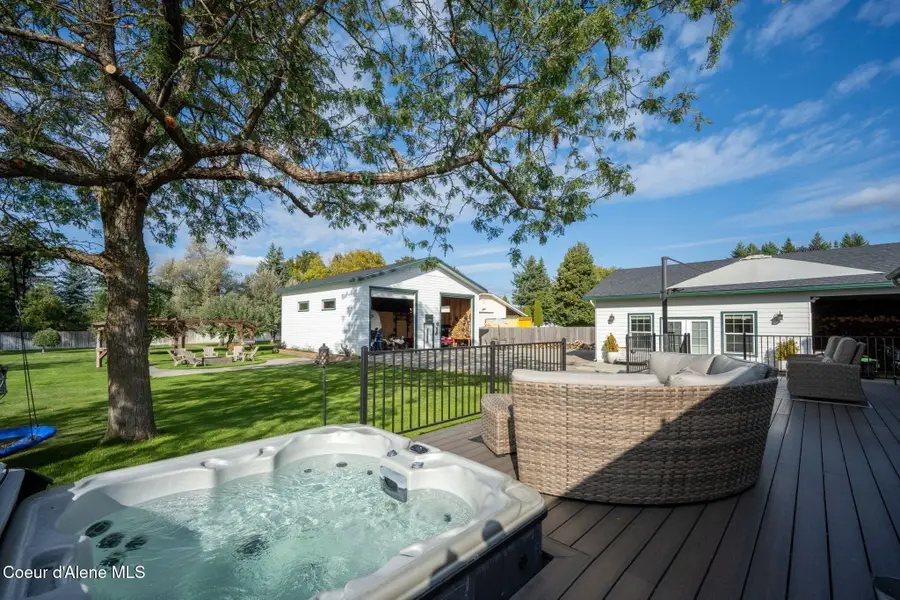 7671 N 4th St, Dalton Gardens, ID 83815 - #3