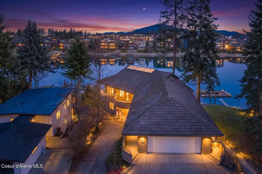 544 S Stewart CT, Coeur Dalene, ID 83814 - #2