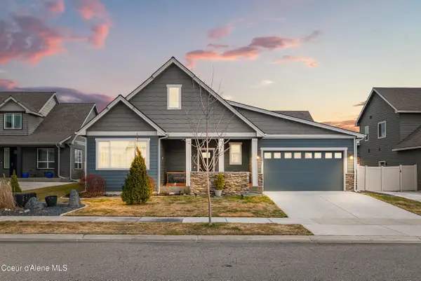 4671 E Alopex LN, Post Falls, ID 83854