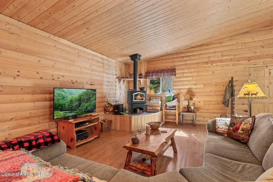 25431 N Lantern Hill Rd, Rathdrum, ID 83858 - #3