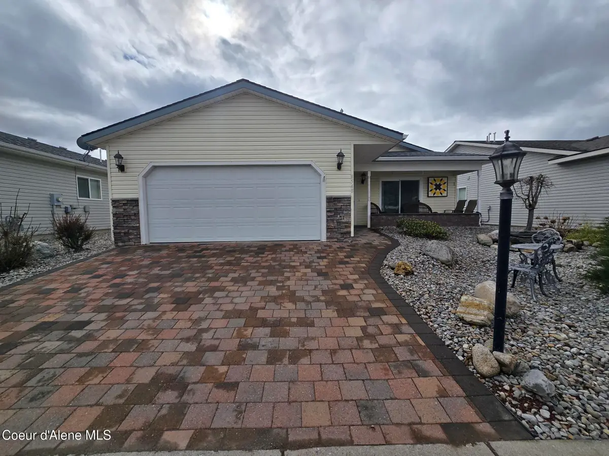 8548 W Sawtooth St, Rathdrum, ID 83858 - #1