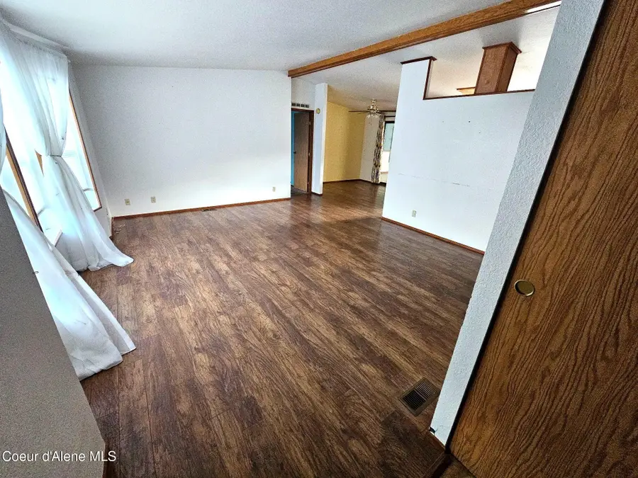 1284 W Linwood Dr, Hayden, ID 83835 - #3