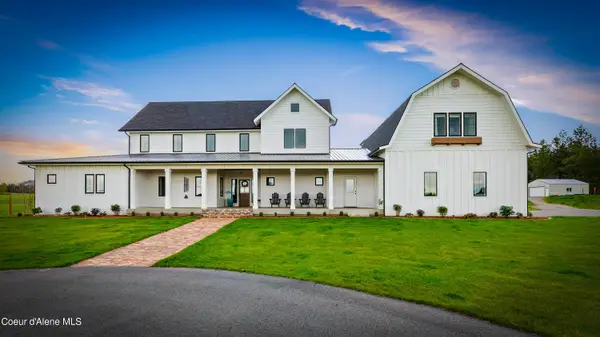 12378 N Meadow Wood LN, Hayden, ID 83835