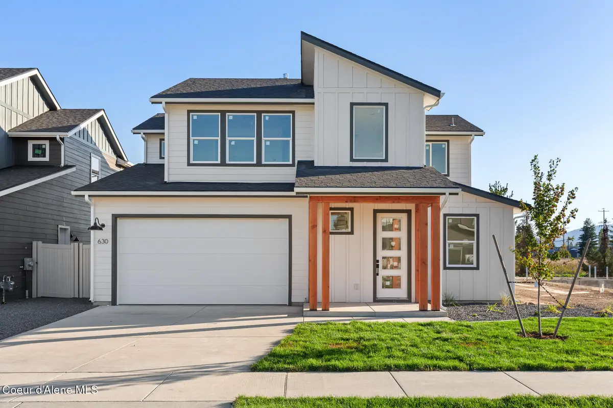 630 MOSCOW ST, Sandpoint, ID 83864 - Image #1