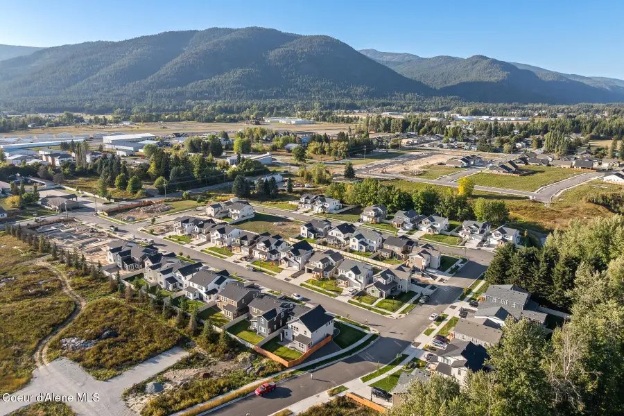 630 MOSCOW ST, Sandpoint, ID 83864 - Image #3