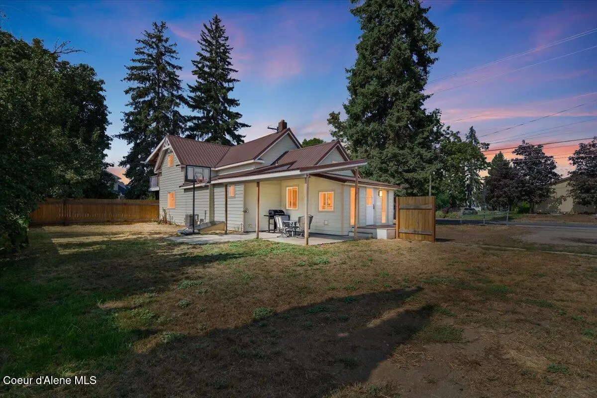 1152 N 7th ST, Coeur Dalene, ID 83814 - #1