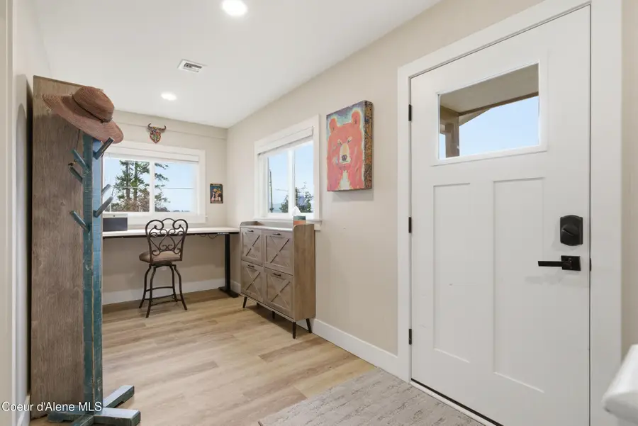 312 Ellisport St, Hope, ID 83836 - #2