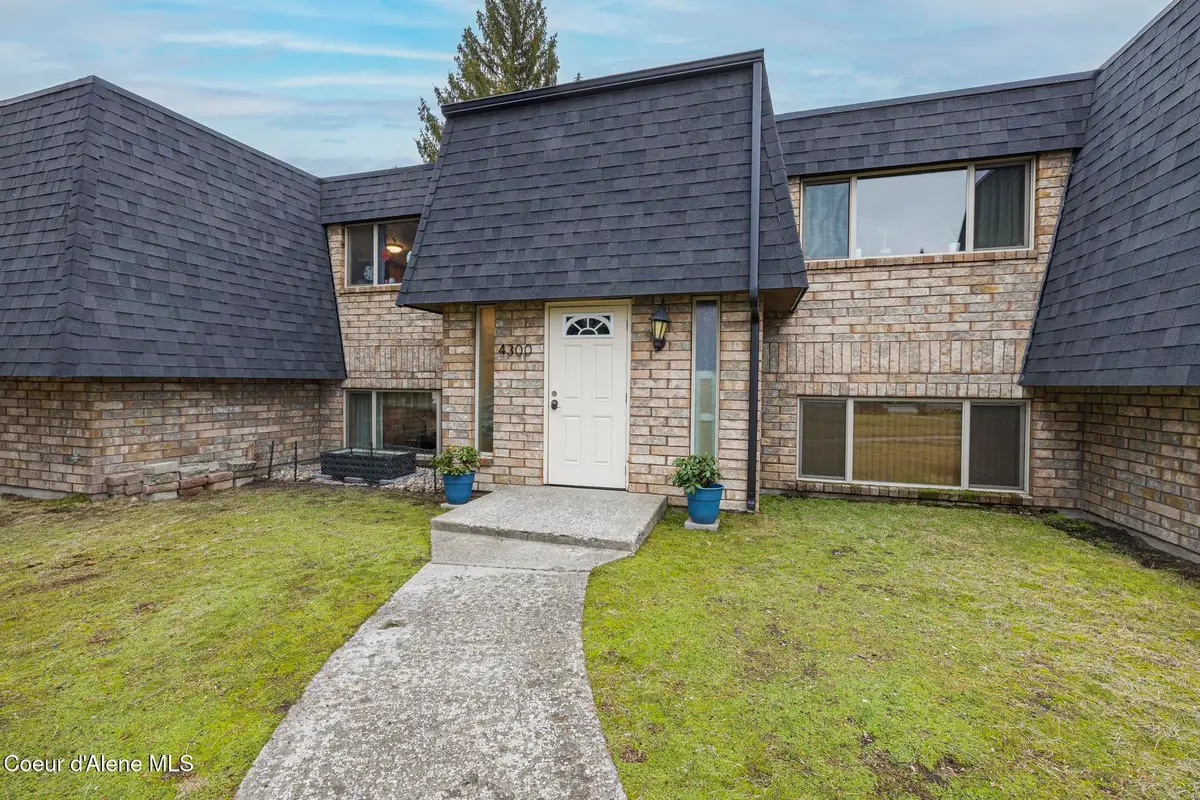 4300 N Crown AVE, Coeur Dalene, ID 83815 - #1