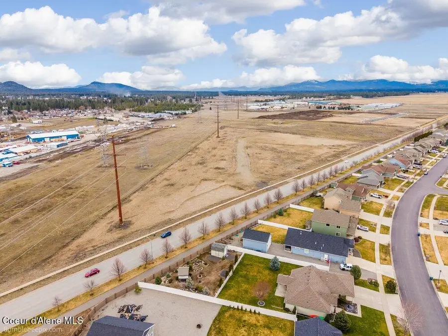 7395 W Nagel Rd, Rathdrum, ID 83858 - #3