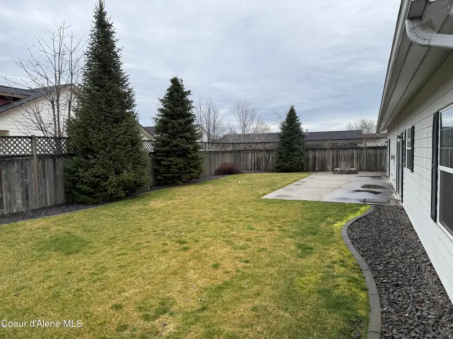 7605 W Boekel RD, Rathdrum, ID 83858 - #3