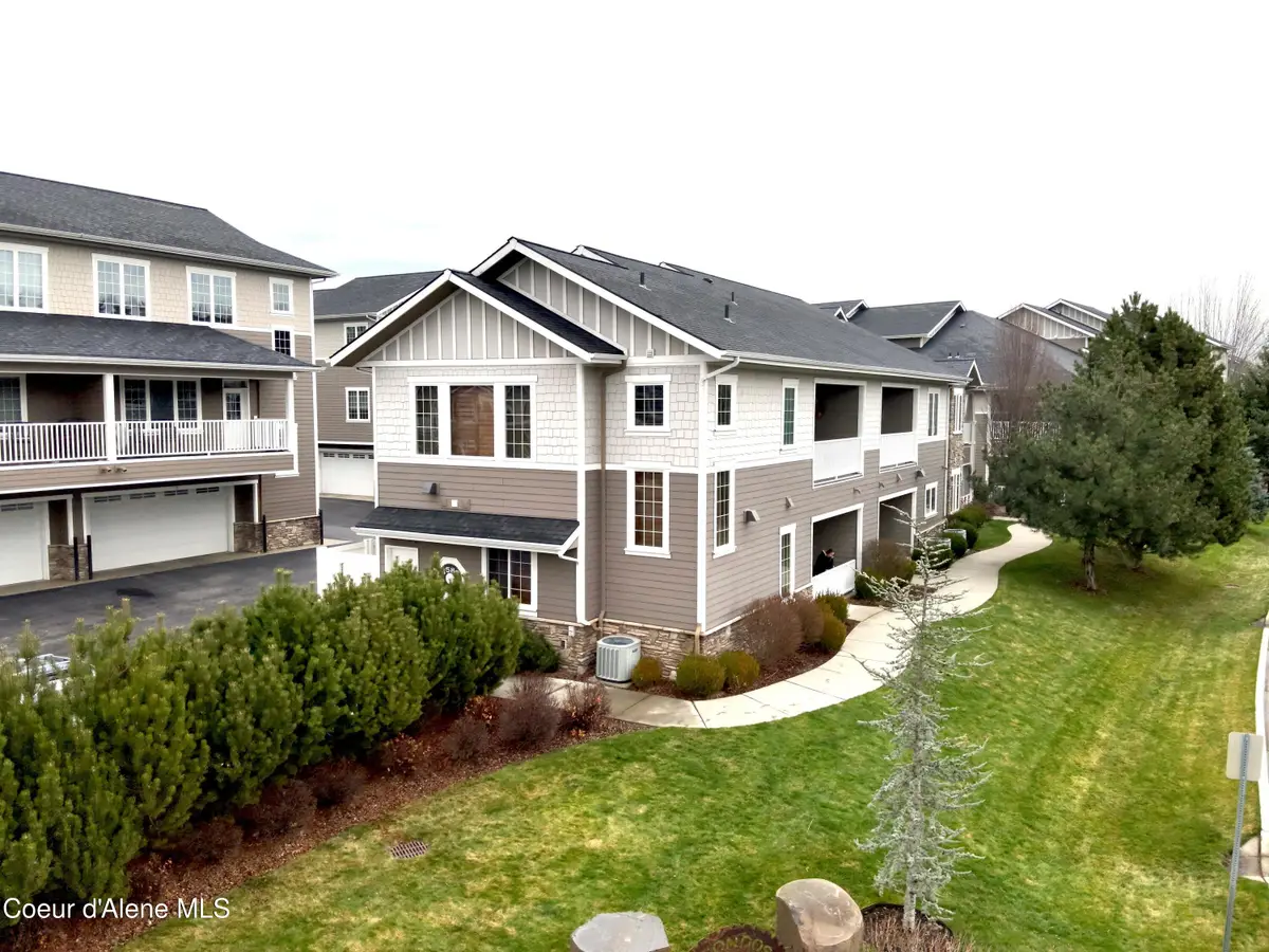 4580 W GREENCHAIN LOOP #3, Coeur Dalene, ID 83814 - Image #1
