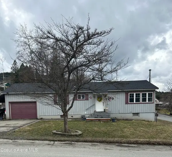 1009 S 2nd St, St. Maries, ID 83861