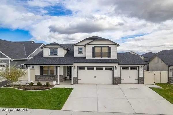 4026 N May Ella Loop, Post Falls, ID 83854