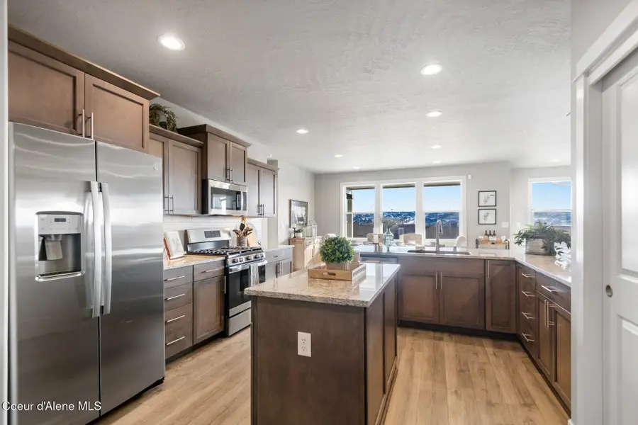 6585 W CONSTANTINE LN, Rathdrum, ID 83858 - #2