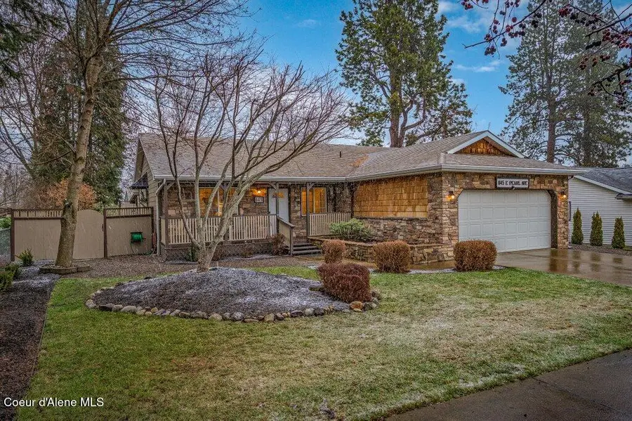 845 E Pearl AVE, Hayden, ID 83835 - Image #2