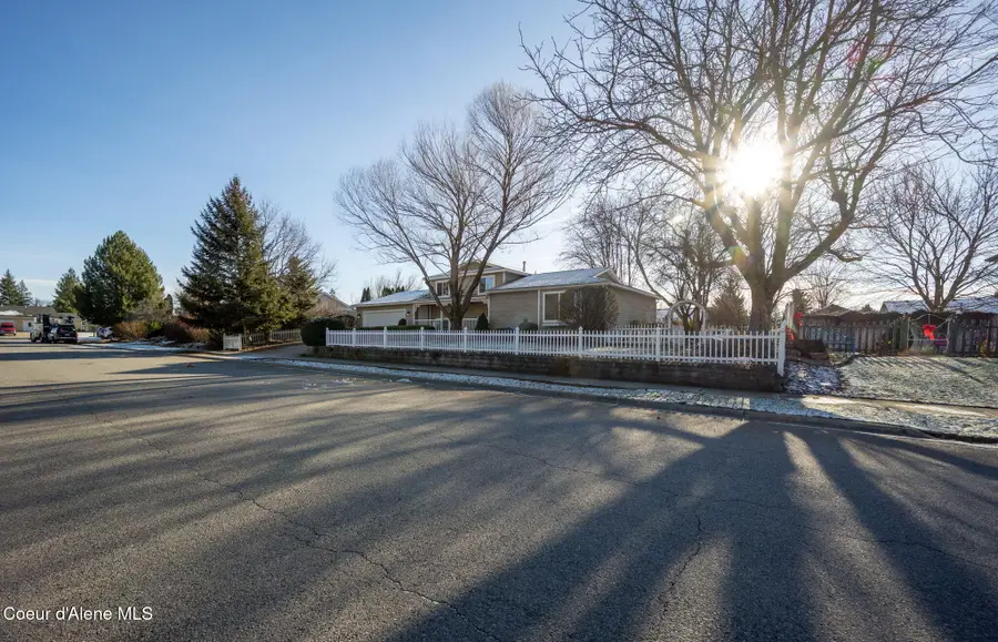 8288 W Nebraska ST, Rathdrum, ID 83858 - Image #2