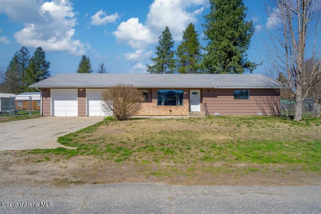 411 Jones AVE, Priest River, ID 83856 - #1