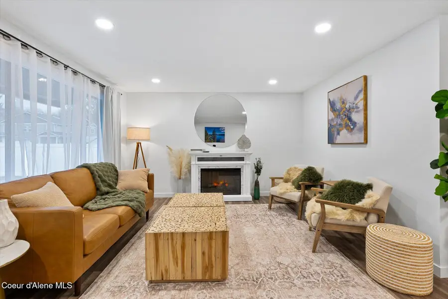 1502 E Stiner Ave, Coeur Dalene, ID 83815 - #3