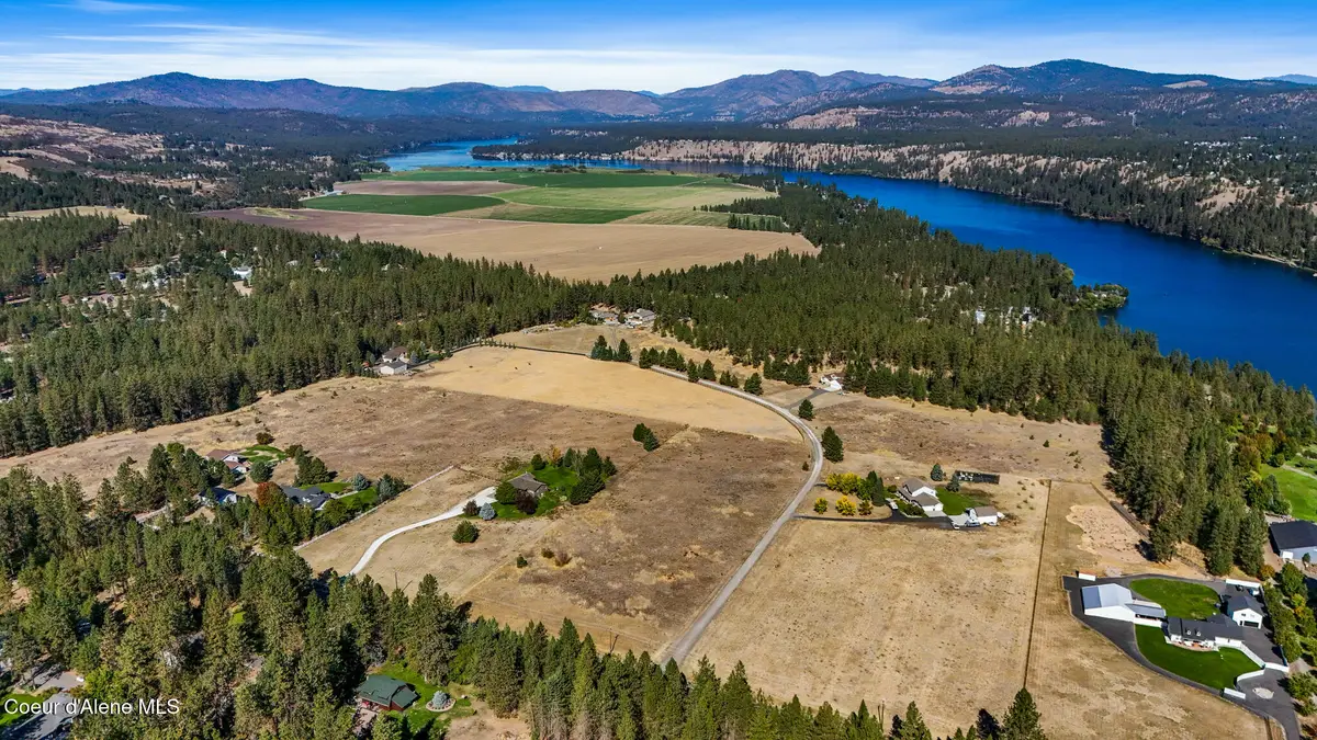 xxxx N Lake Terrace Ln, Nine Mile Falls, WA 99026 - Image #1