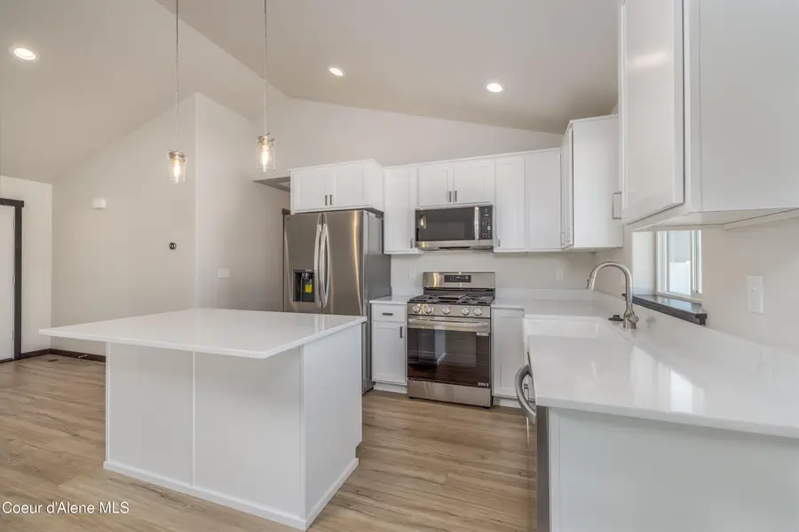 11865 N ENTWISTLE WAY, Rathdrum, ID 83858 - Image #3