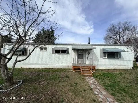 2491 N Bradley Dr, Post Falls, ID 83854