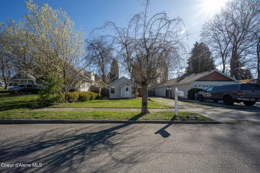 1514 N 6th ST, Coeur Dalene, ID 83814 - #2