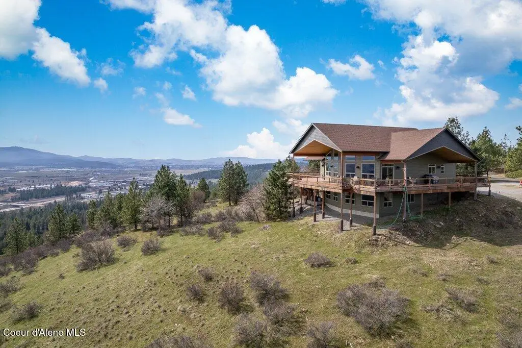 10653 N Payment Peak RD, Hauser, ID 83854 - #1