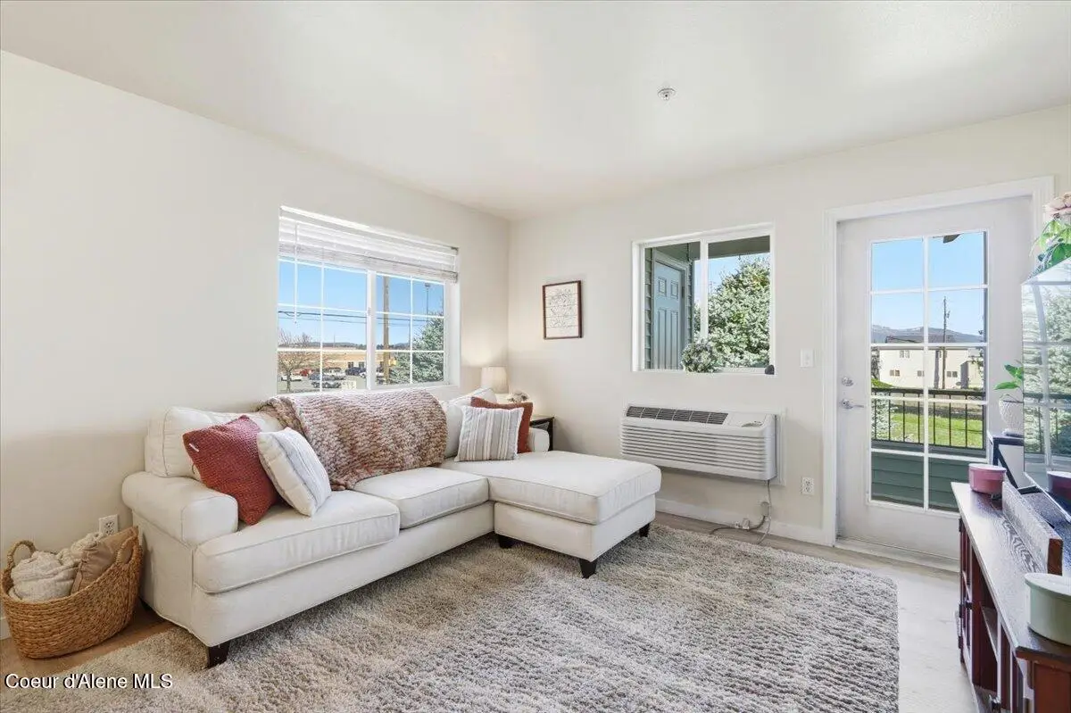 304 N Greensferry RD #UNIT 202, Post Falls, ID 83854 - #1