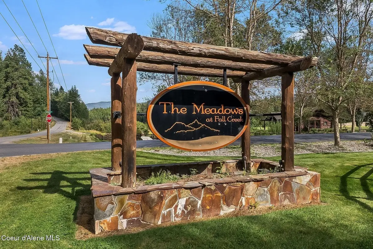 534 Saddleback Dr, Naples, ID 83847 - #1