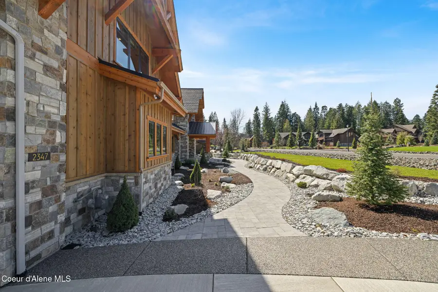 2347 S Espinazo Dr, Coeur Dalene, ID 83814 - #2