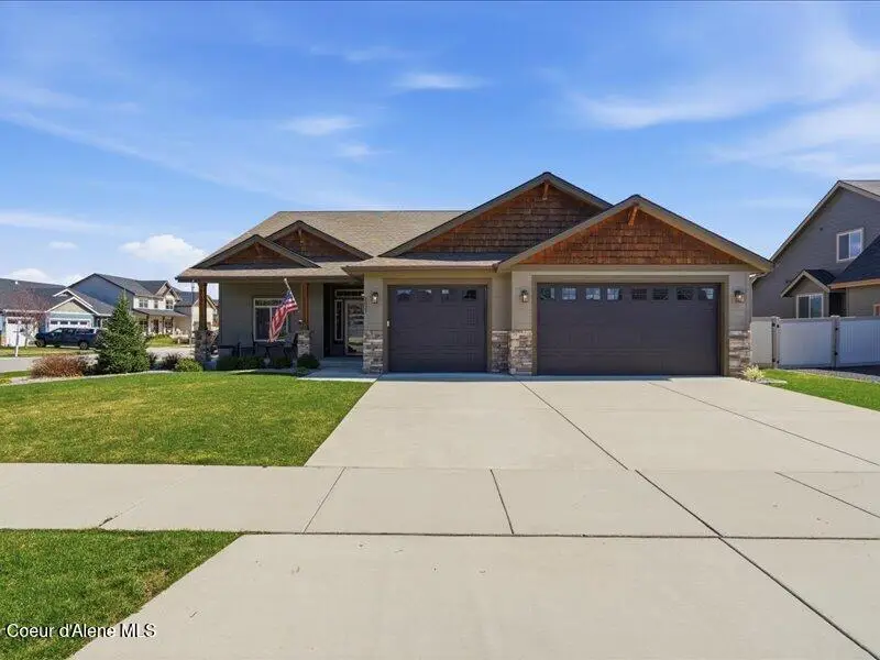 8023 N DARLENA LOOP, Coeur Dalene, ID 83815 - #1