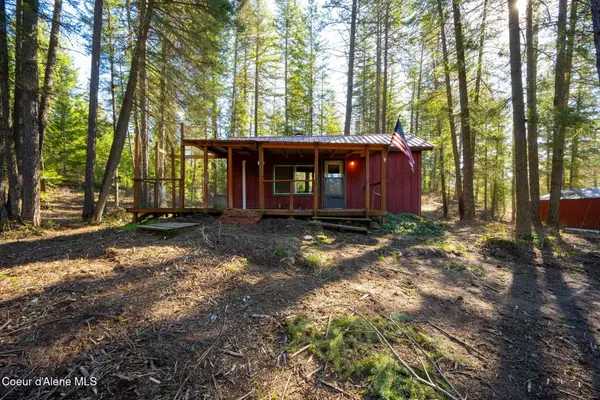 1807 Kelso Lake RD, Athol, ID 83801